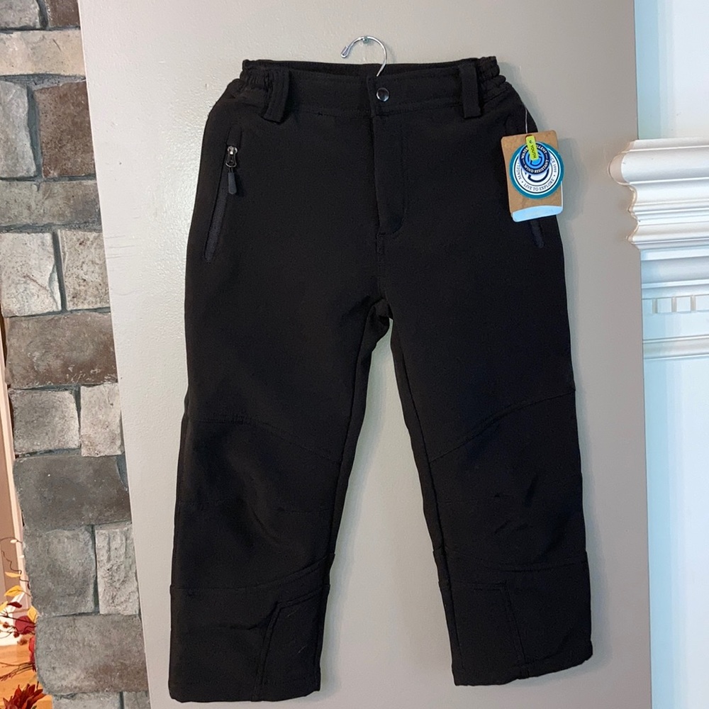 Magellan Youth Softshell Ski Pant SZ 8 NWT